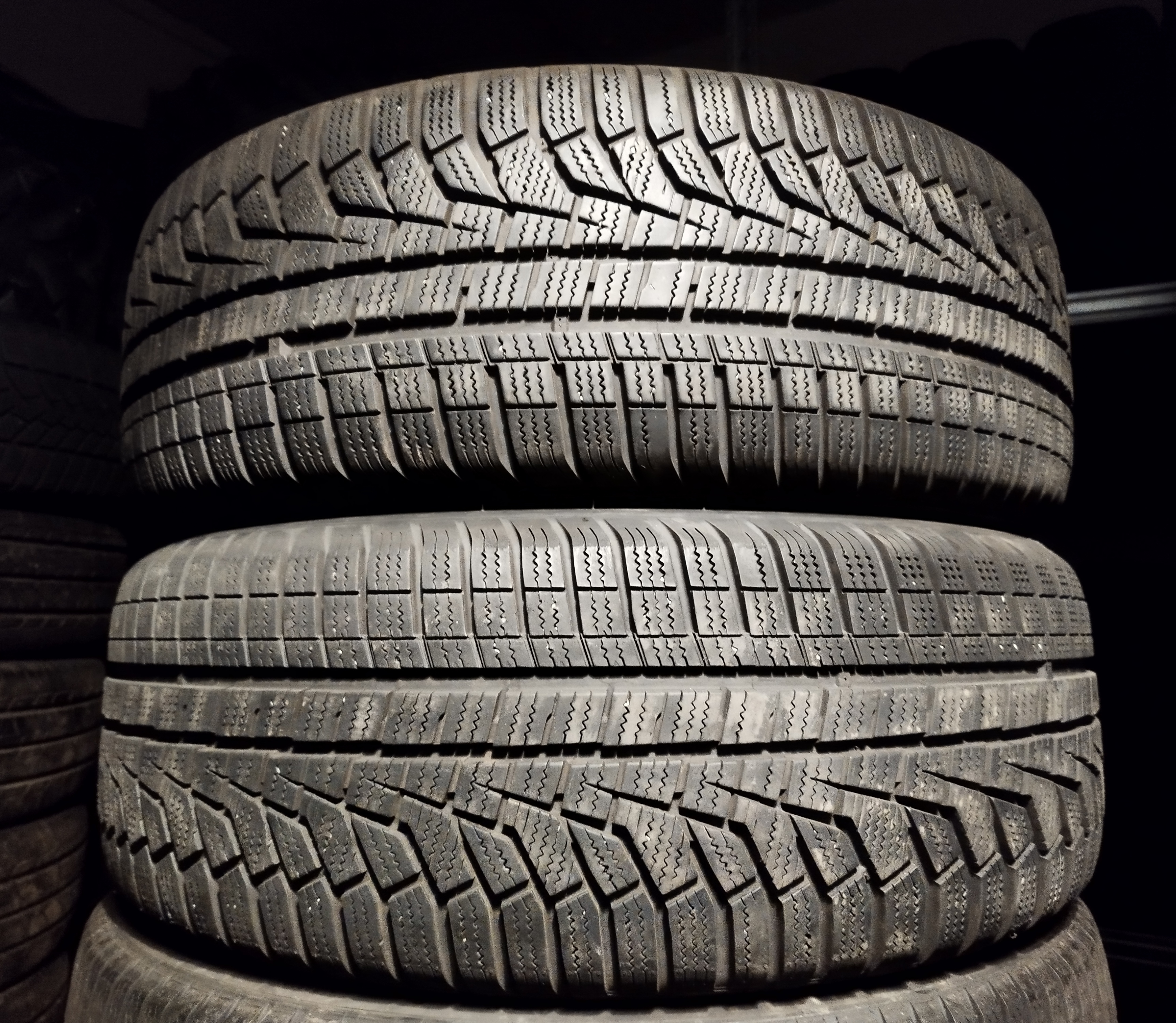 2KS Hankook 225/60 R17