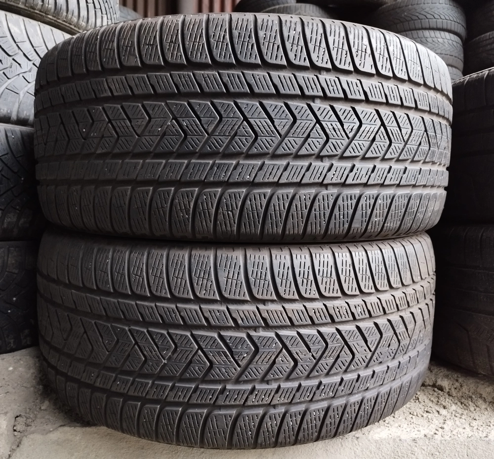 2 ZIMNÍ PIRELLI 305/25 R21
