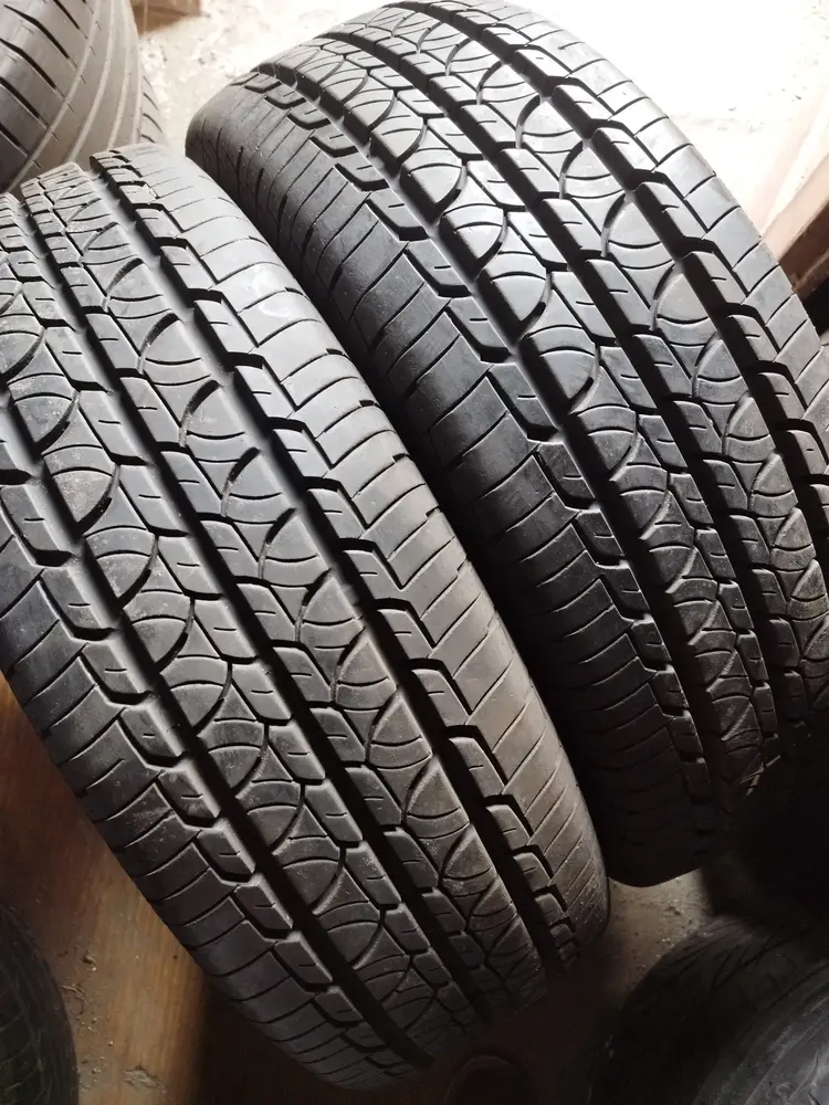 2KS ZÁTĚŽOVÉ BARUM 235/65 R16 C