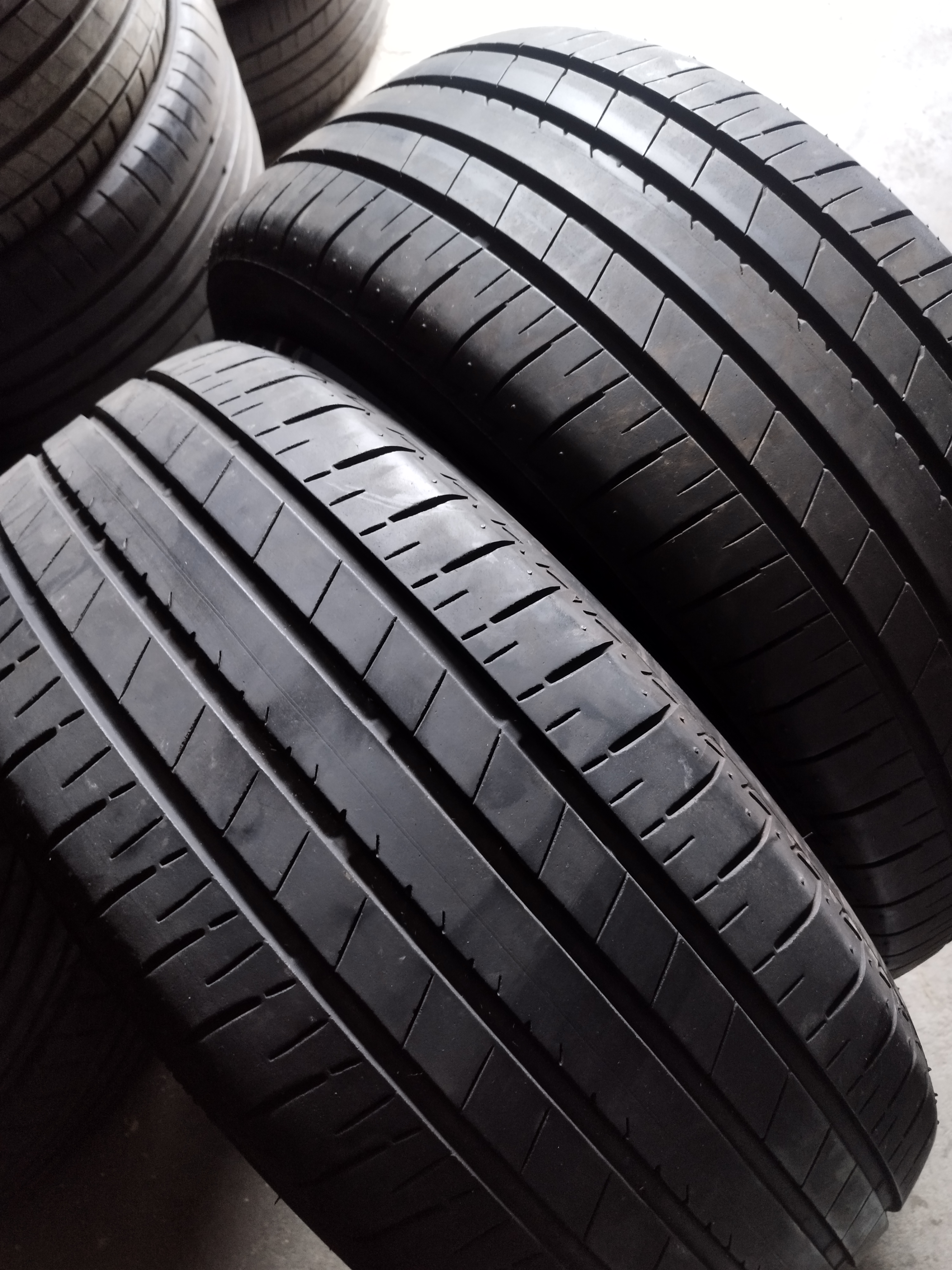 2KS LETNÍ BRIDGESTONE 225/45 R19