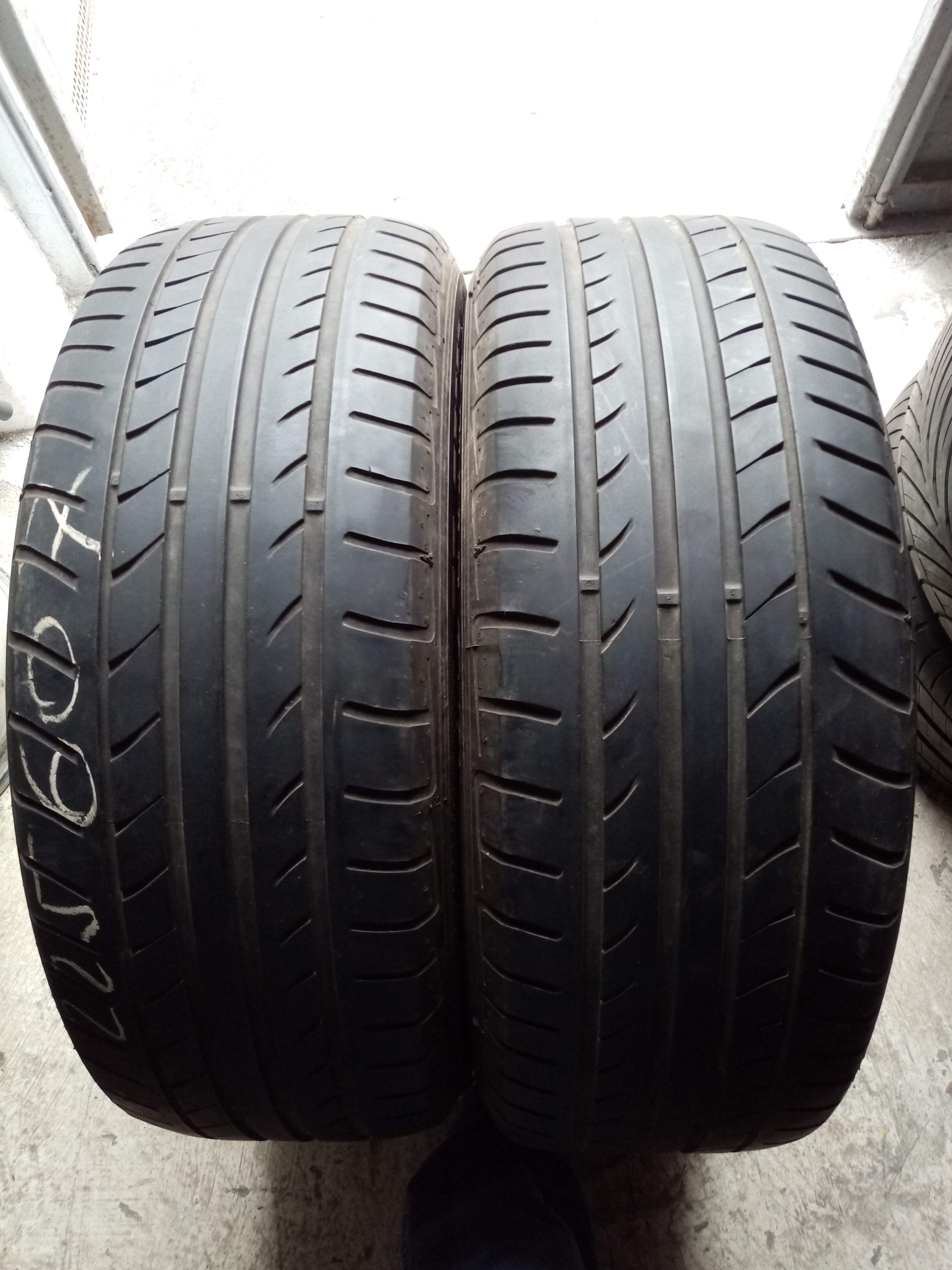 2KS DUNLOP SP SPORTMAXX TT 225/60 R17 99V