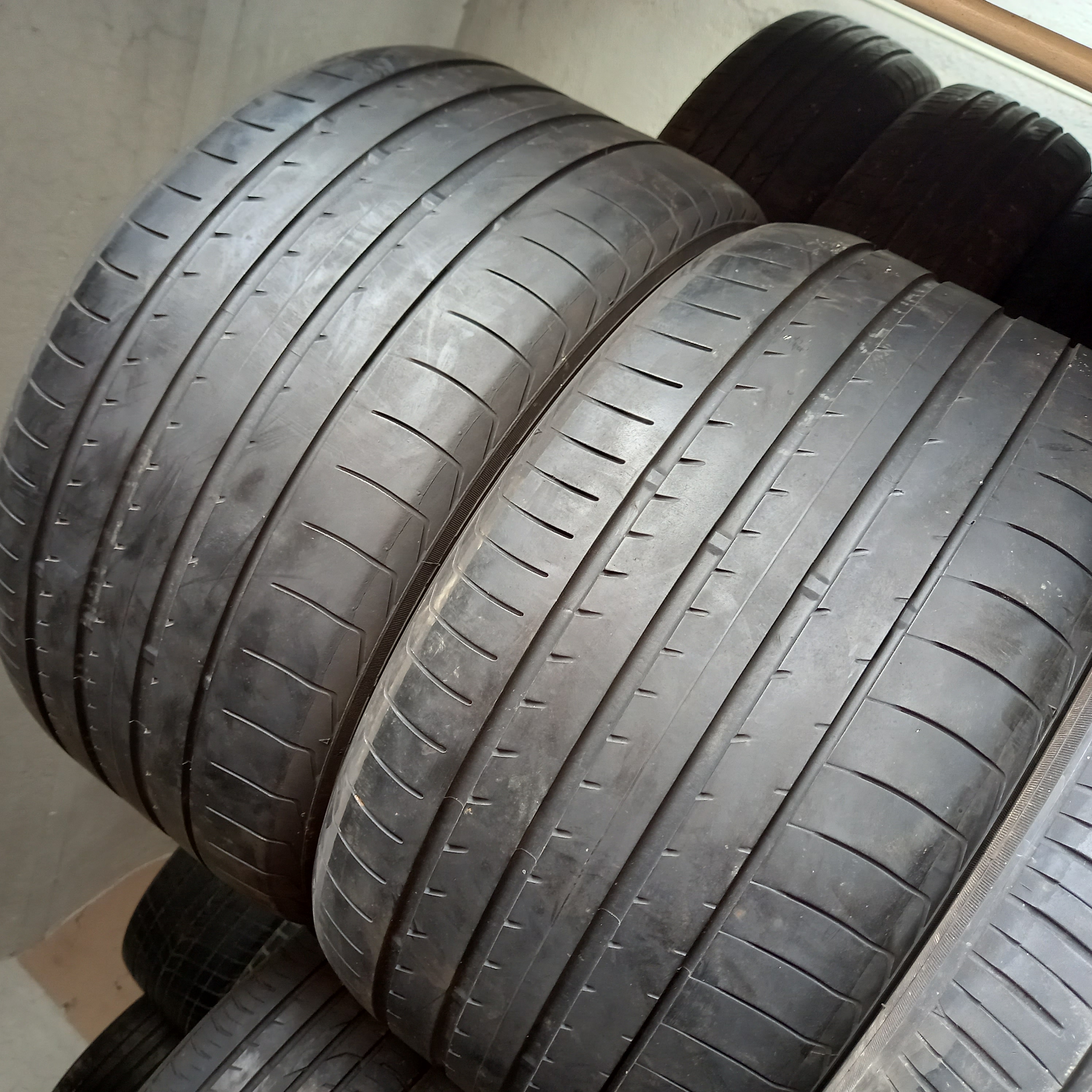2KS LETNÍ 285/35 R18 YOKOHAMA