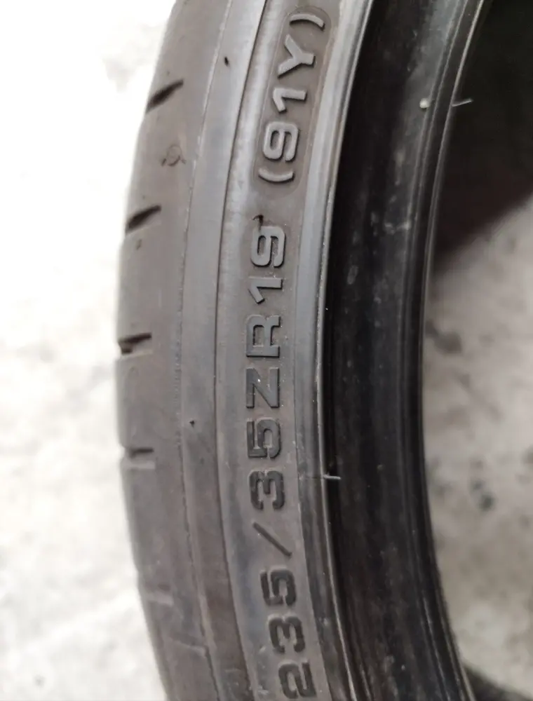 1KS DUNLOP SPORTMAXX RT2 235/35 ZR19 91Y