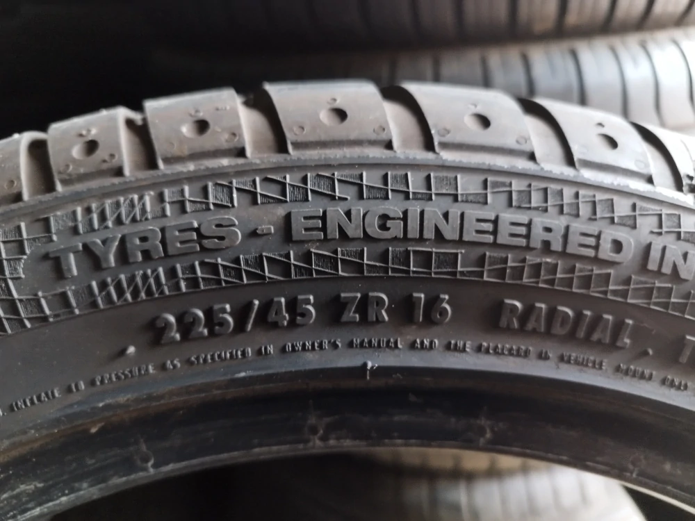 2KS LETNÍ CONTINENTAL 225/45 R16 - TOP