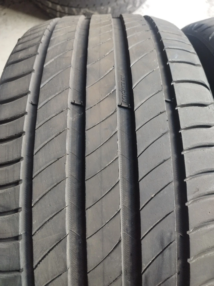 2 LETNÍ MICHELIN 245/45 R17
