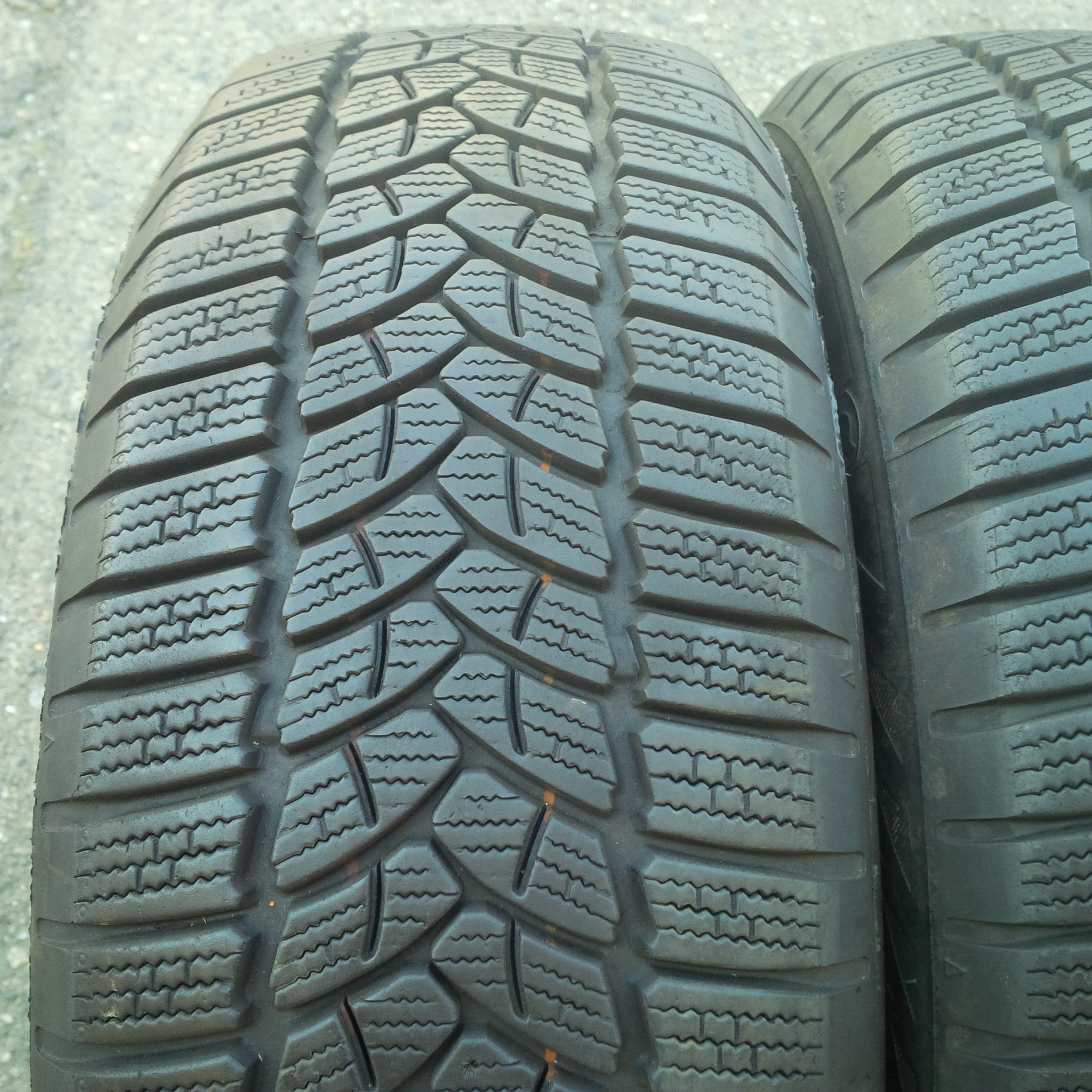 2KS FIRESTONE WINTERHAWK3 185/60 R15