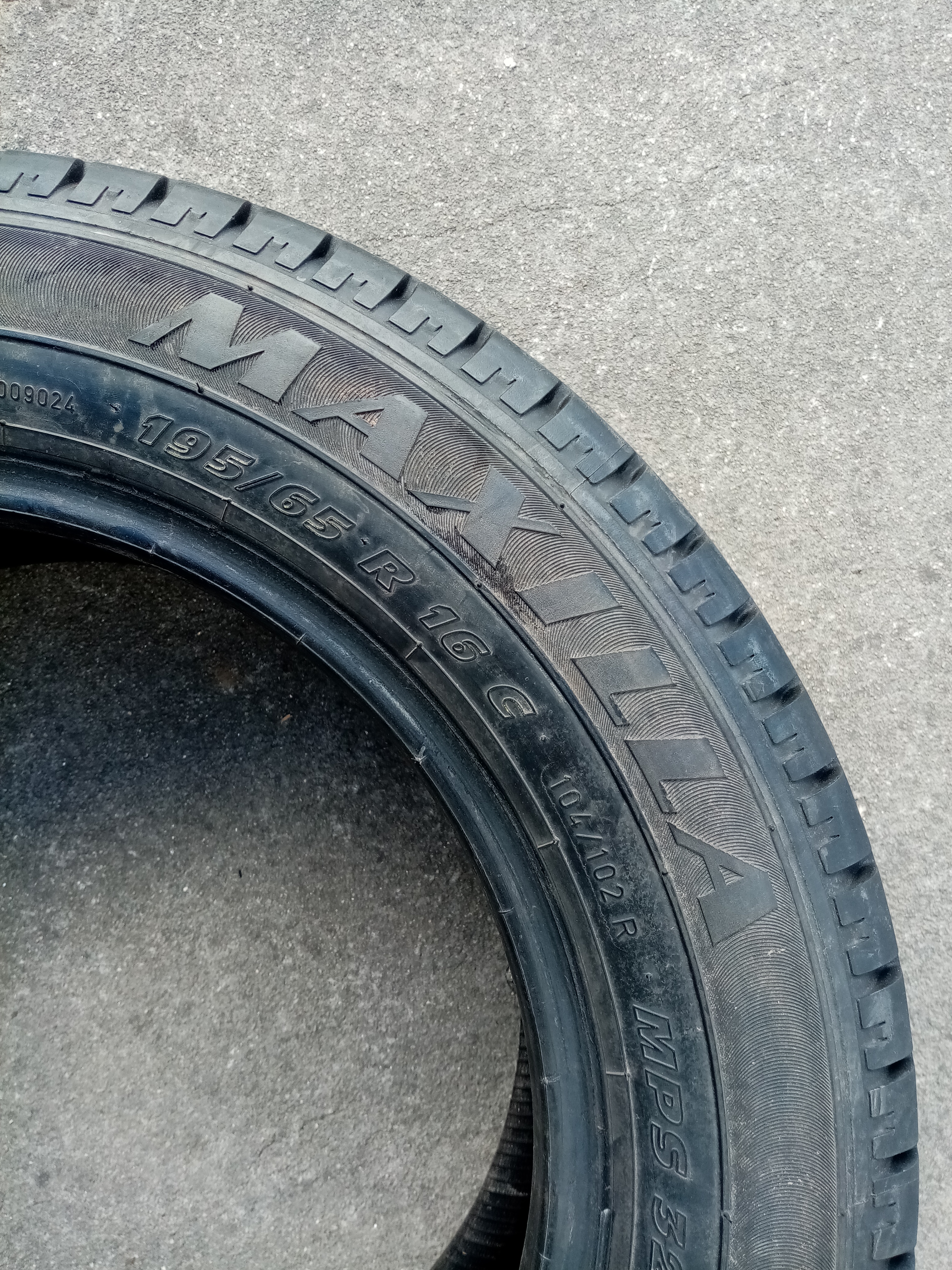 2KS MATADOR MAXILLA 195/65 R16 C