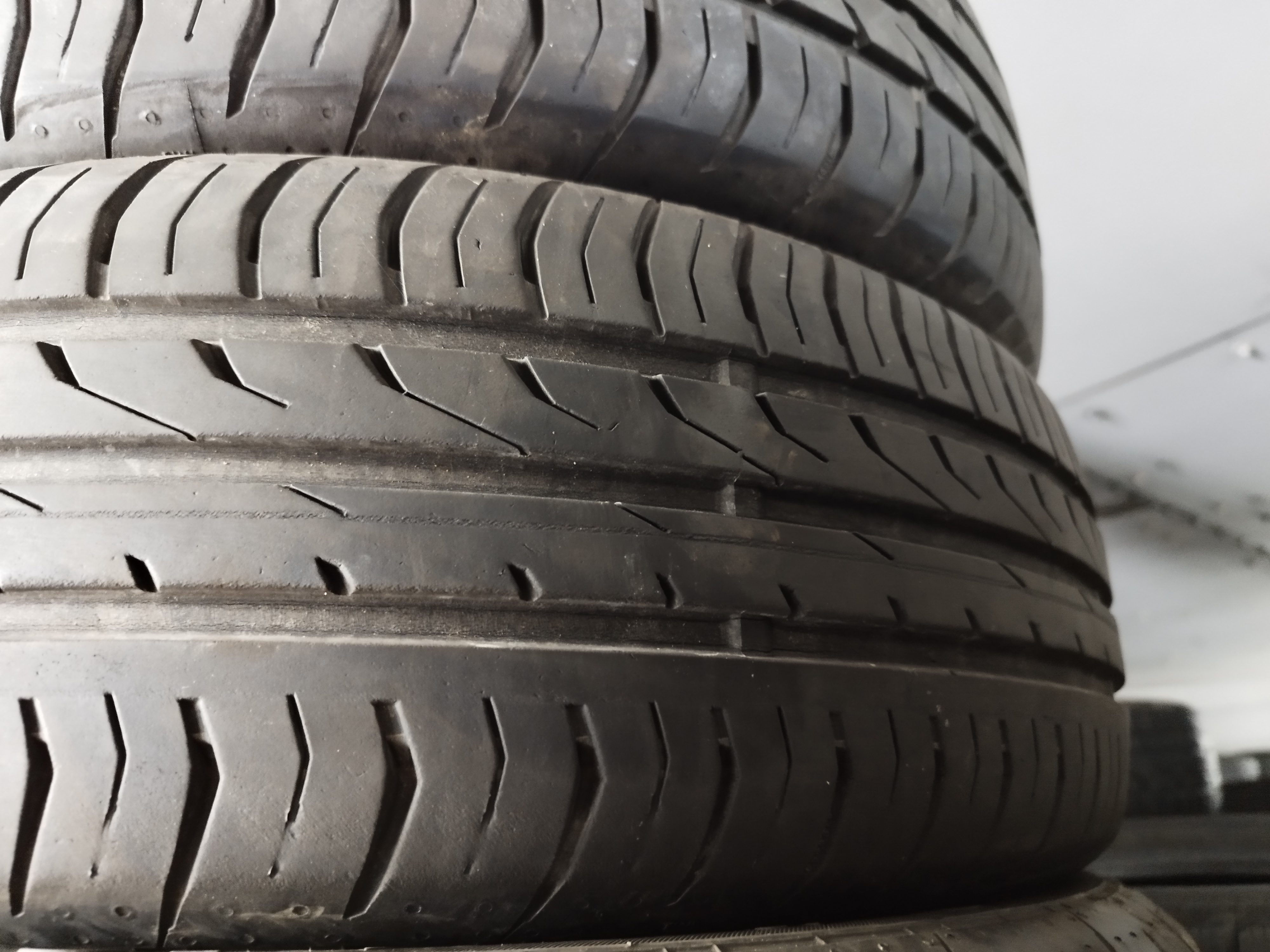 LETNÍ CONTINENTAL 185/55 R16