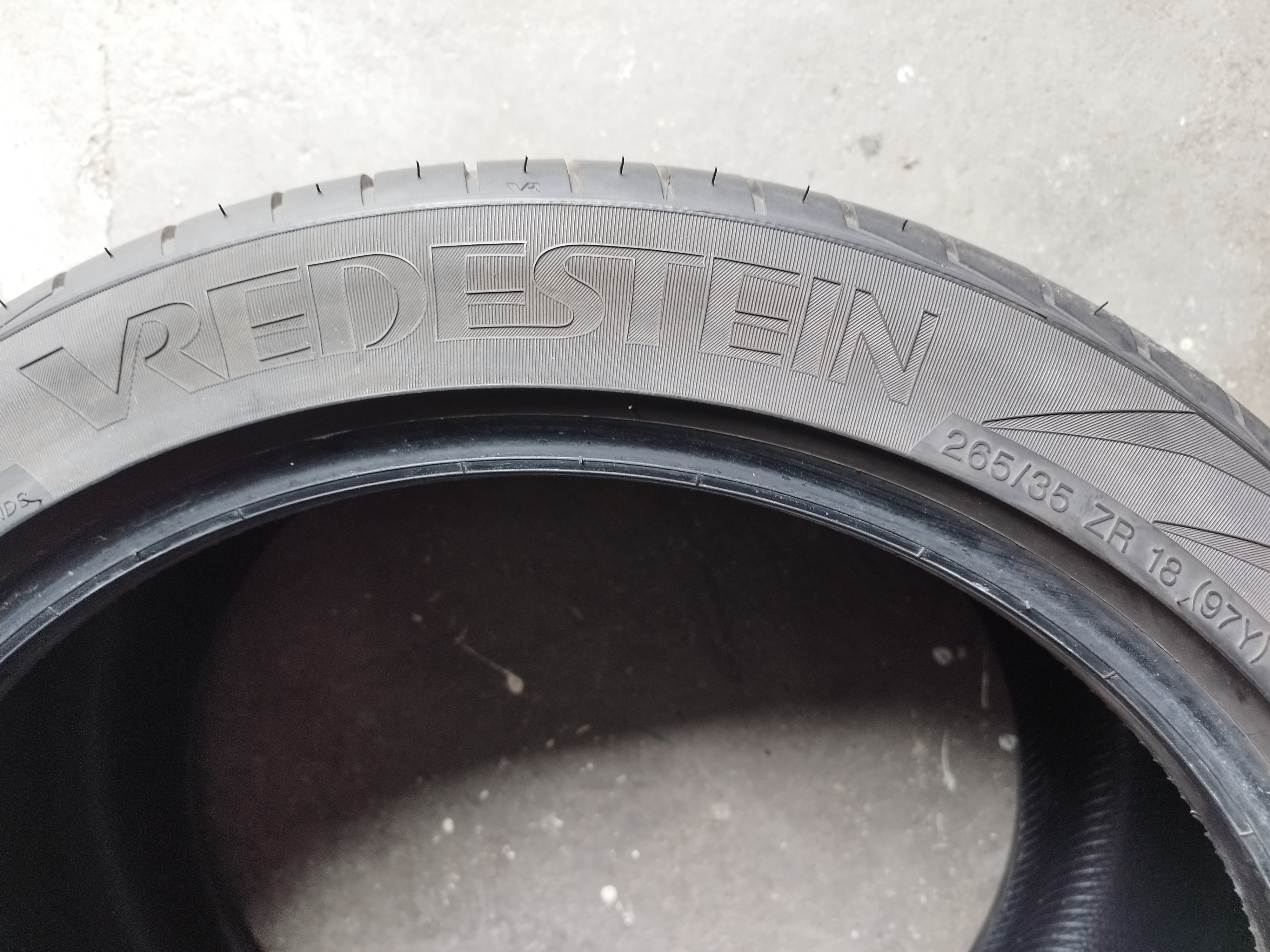 2KS VRERSTEIN 265/35 R18