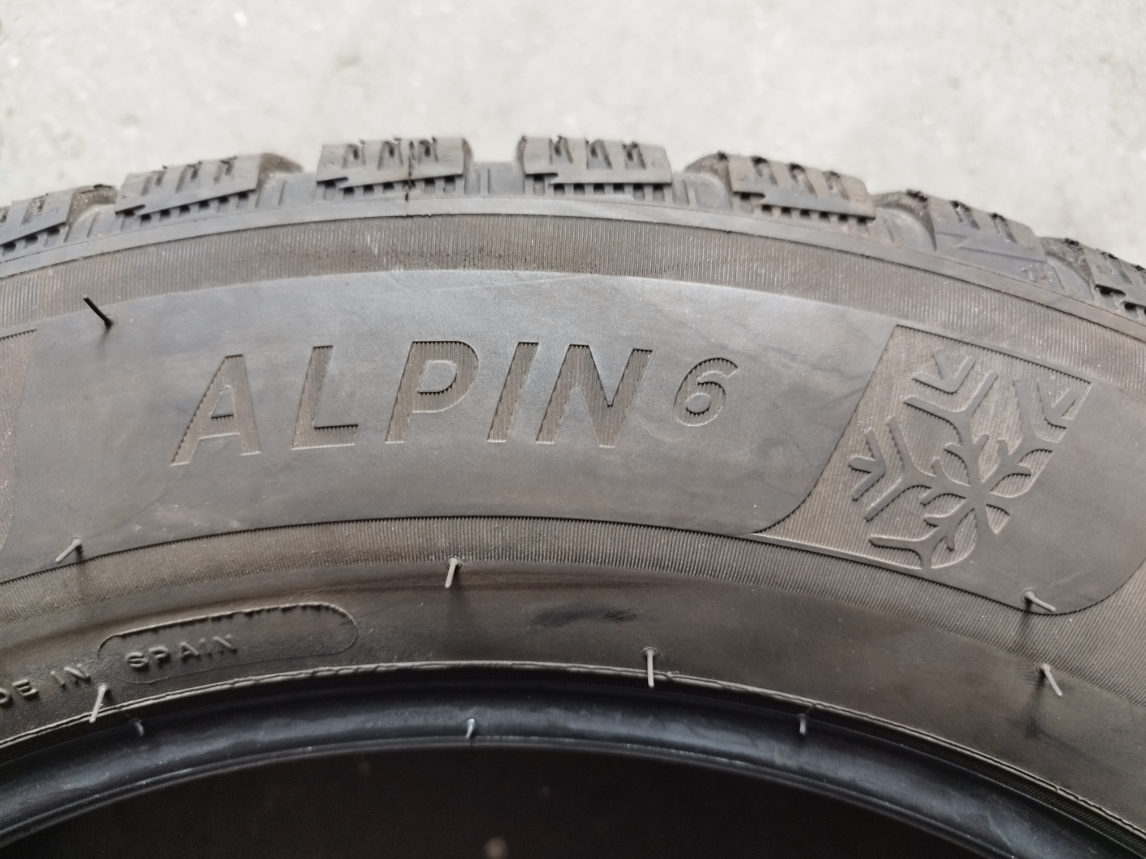 2KS MICHELIN 215/60 R17