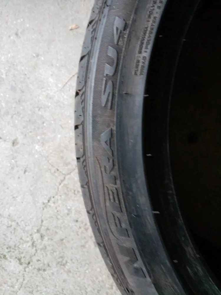 1KS NEXEN NFERA SU4 235/40 R18 95Y
